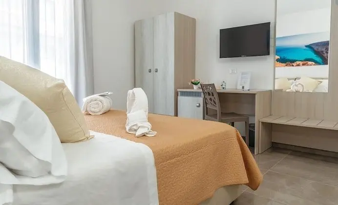 Tek Büyük Yataklı Oda (Lampedusa)