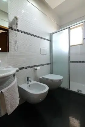 Deluxe Üç Kişilik Oda, Balkon, Deniz Manzaralı