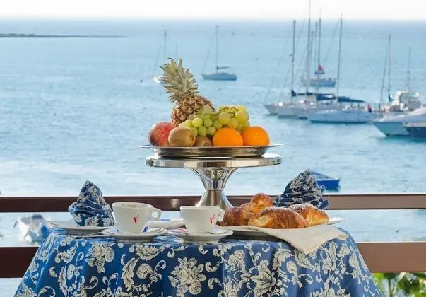 Deluxe Üç Kişilik Oda, Balkon, Deniz Manzaralı