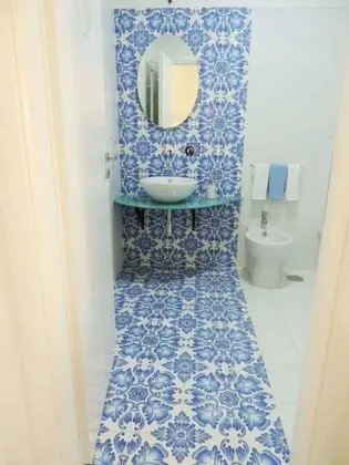 Comfort Tek Büyük veya İki Ayrı Yataklı Oda