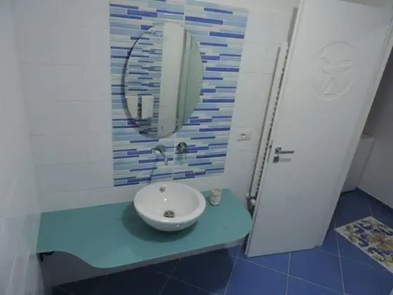 Comfort Tek Büyük veya İki Ayrı Yataklı Oda