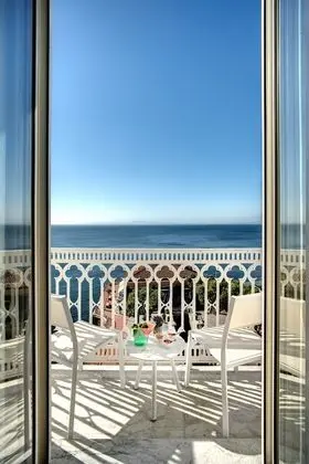 Deluxe Tek Büyük Yataklı Oda, Balkon, Deniz Manzaralı