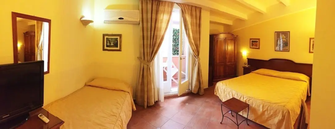 Comfort Üç Kişilik Oda, Balkon, Okyanus Manzaralı