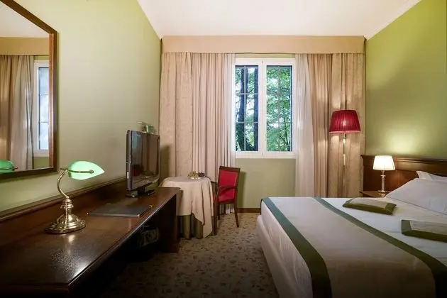 Comfort Tek Büyük Yataklı Oda