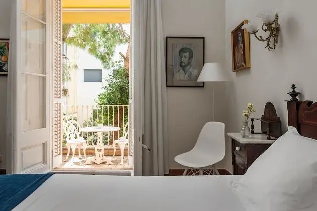 Tek Büyük veya İki Ayrı Yataklı Oda, Teras