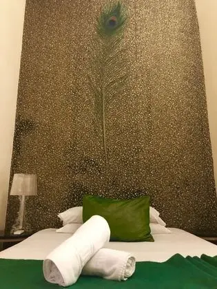 Tek Büyük veya İki Ayrı Yataklı Oda, Teras