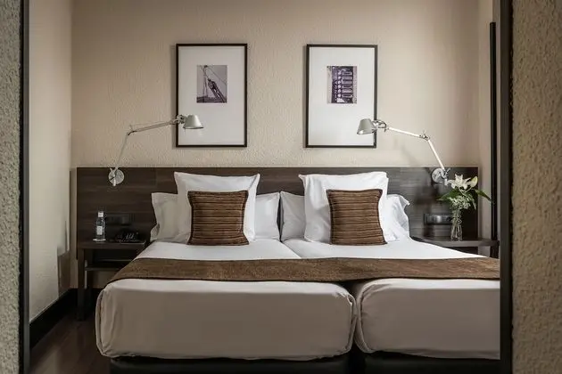 Superior Tek Büyük Yataklı Oda (con living room)