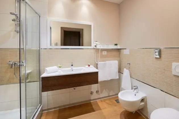 Standard Tek Büyük veya İki Ayrı Yataklı Oda