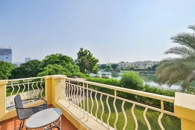 Family Villa, 4 Yatak Odası, Göl Manzaralı