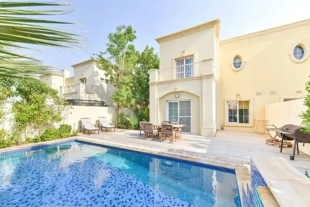 Family Villa, 4 Yatak Odası, Havuz Manzaralı