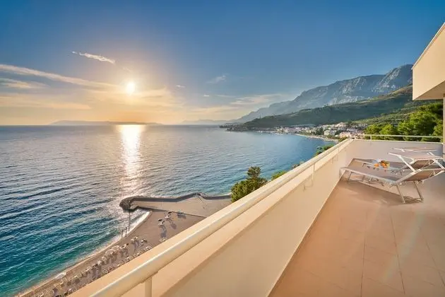 Superior Tek Büyük Yataklı Oda, Balkon, Deniz Manzaralı
