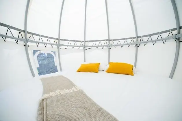 Friends & Family Glamping pad