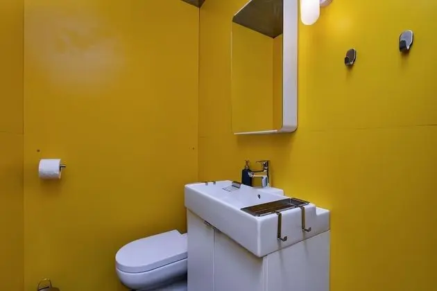 Friends & Family Glamping pad