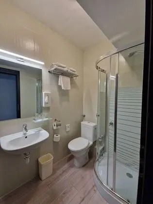 Comfort Tek Büyük Yataklı Oda