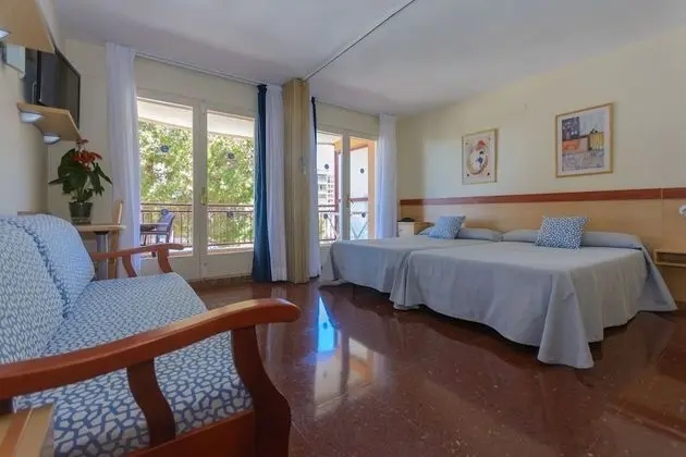 Stüdyo (2/4 2 Adults)