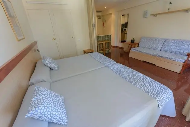 Stüdyo (2/4 2 Adults)