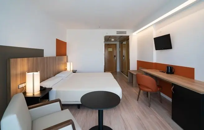 Büyük Yataklı Tek Kişilik Oda, Balkon