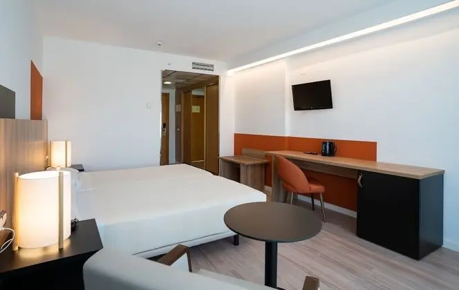 Büyük Yataklı Tek Kişilik Oda, Balkon