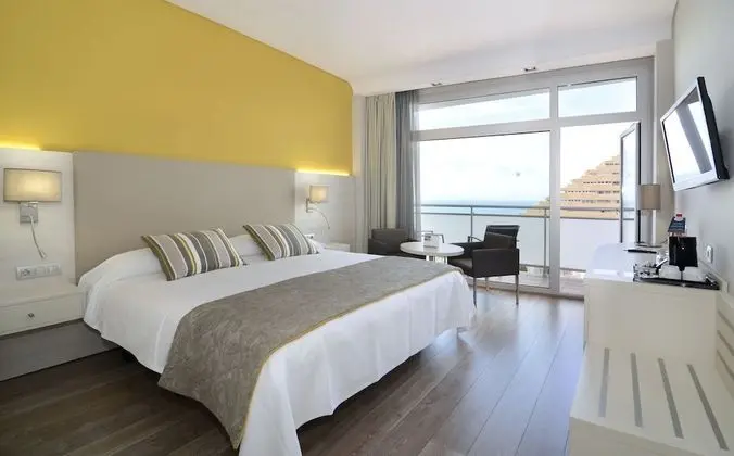 Tek Büyük Yataklı Oda, Plaj Manzaralı