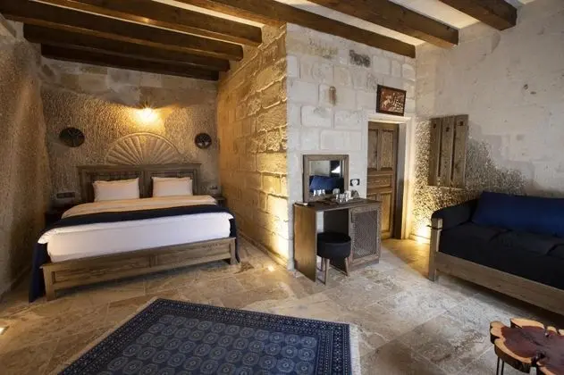 Triple, Bahçe Manzaralı, 2. Kat