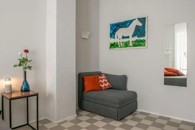 Deluxe Tek Büyük Yataklı Oda, Balkon, Şehir Manzaralı (Red)