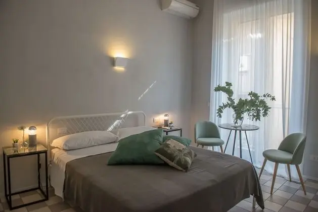 Tek Büyük Yataklı Oda, Balkon, Şehir Manzaralı (Green)