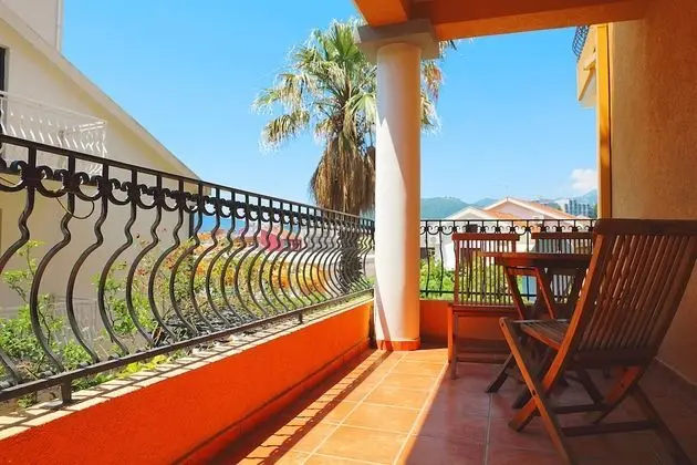 Classic Tek Büyük Yataklı Oda