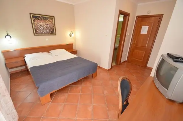 Economy Büyük Yataklı Tek Kişilik Oda