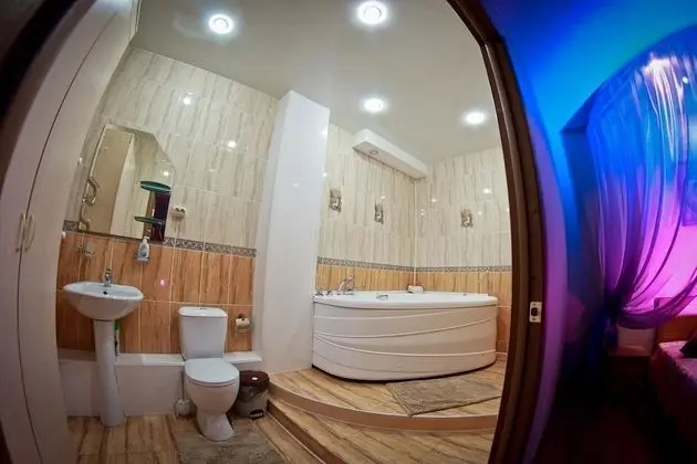 Comfort Tek Büyük Yataklı Oda