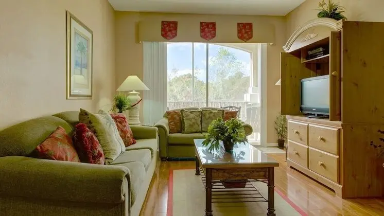 Comfort 3 Bedroom Villa with Pool Access