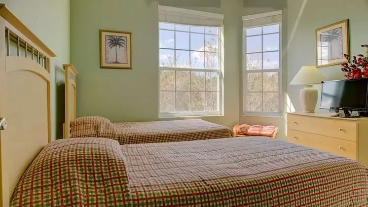 Comfort 3 Bedroom Villa with Pool Access