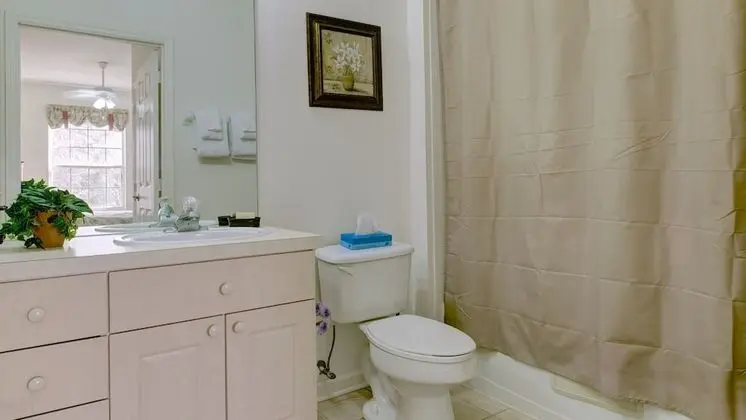 Comfort 3 Bedroom Villa with Pool Access