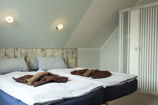 Comfort Tek Büyük Yataklı Oda, Balkon, Göl Manzaralı