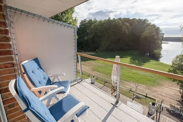 Comfort Tek Büyük Yataklı Oda, Balkon, Göl Manzaralı