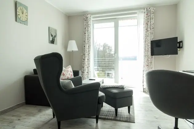 Comfort Tek Büyük Yataklı Oda, Balkon, Göl Manzaralı