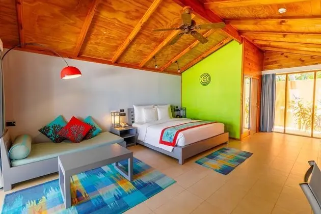 Villa, Plaj Kenarı