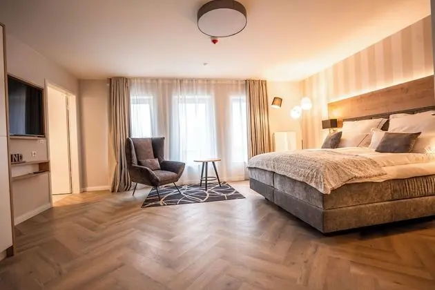 Deluxe Tek Büyük Yataklı Oda