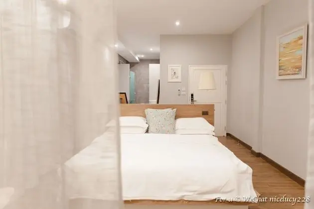 Standard Double Room with Mountain View