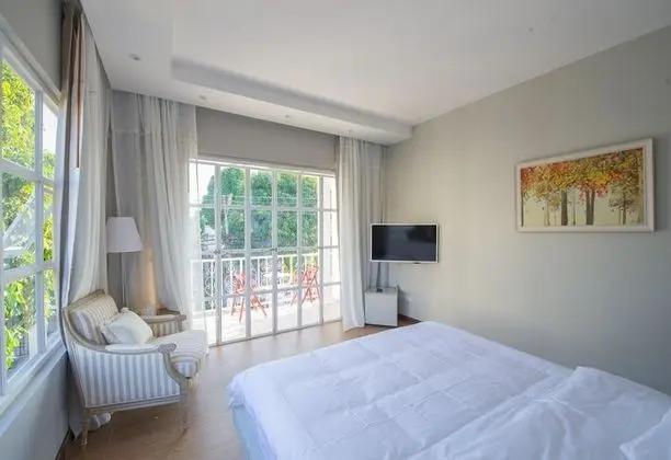 Standard Double Room with Mountain View