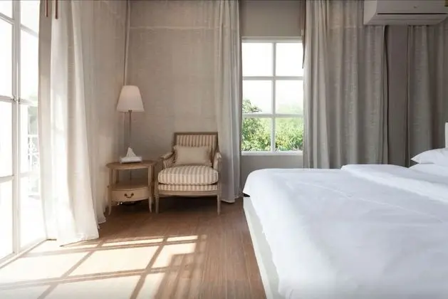 Standard Double Room with Mountain View