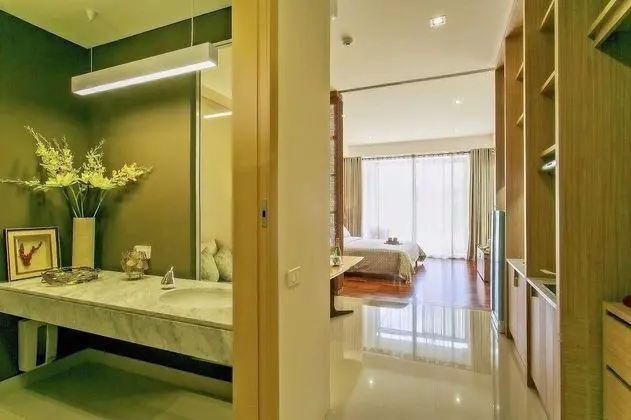 1 Bedroom Apartment