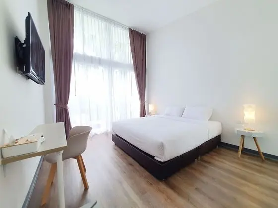 Standard Tek Büyük Yataklı Oda