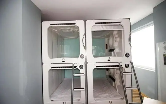 Ortak Ranzalı Oda, Karma Ranzalı Oda