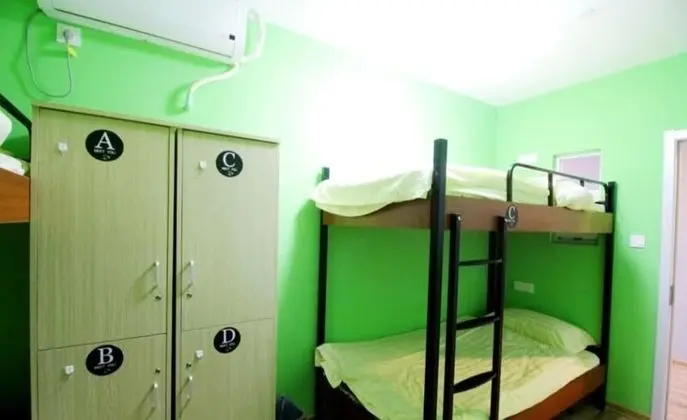 Ortak Ranzalı Oda, Sadece erkekler için
