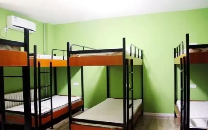 Ortak Ranzalı Oda, Sadece erkekler için