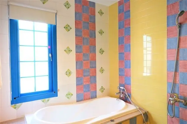 Tek Büyük Yataklı Oda, Balkon