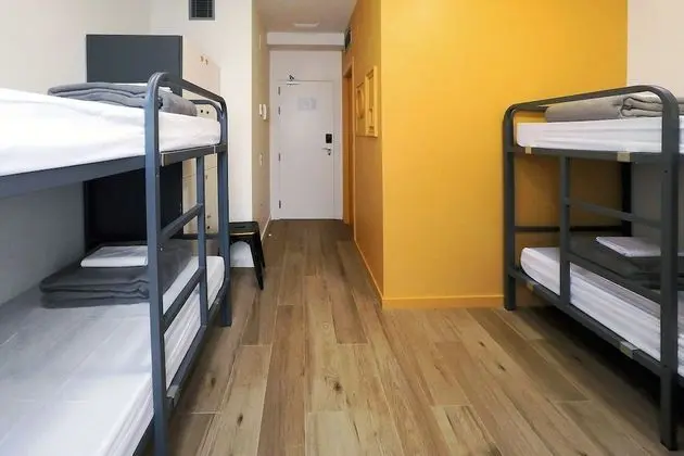 Ortak Ranzalı Oda, Karma Ranzalı Oda, Özel Banyo