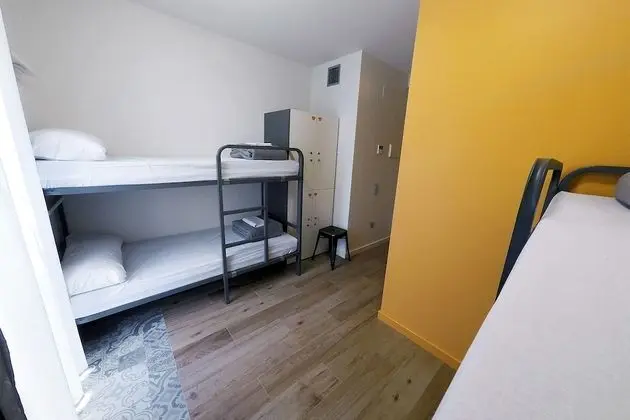 Ortak Ranzalı Oda, Karma Ranzalı Oda, Özel Banyo