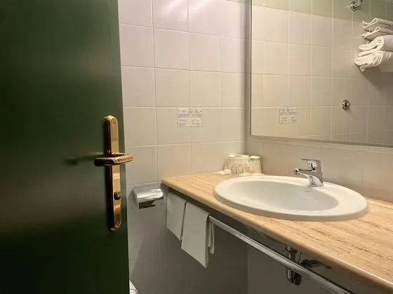 Standard Tek Büyük veya İki Ayrı Yataklı Oda