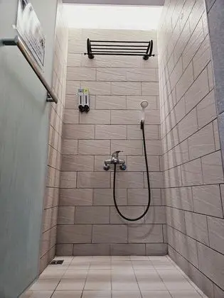 Standard Ortak Ranzalı Oda, Sadece kadınlar için (4 people)